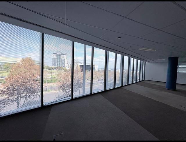 2,941M² OFFICE TO LET IN WATERFALL